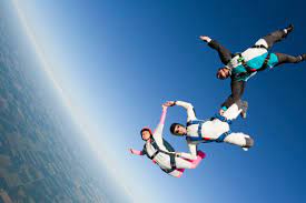 Tandem Skydiving in malaysia - Viz Travels