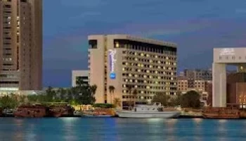Book Dubai With Radisson Blu Hotel Dubai Deira Creek 5 STAR - UPTO 25% OFF - Viz Travels